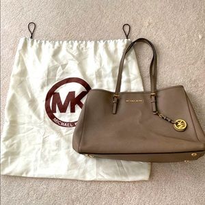Michael Korrs saffiano leather tote bag.
